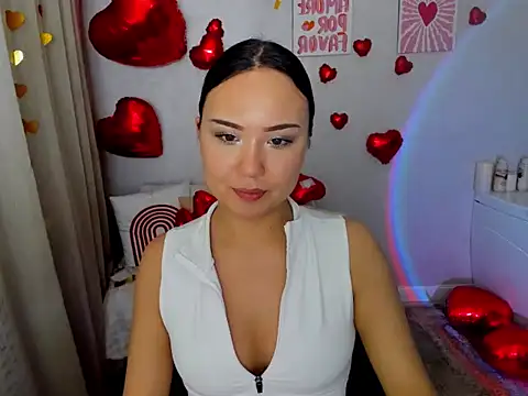 GlowMe online show from February 1, 7:28 am