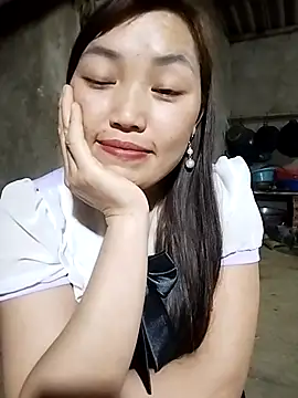 lia-coy online show from March 24, 4:51 pm