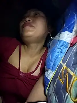 lia-coy online show from March 26, 11:57 pm