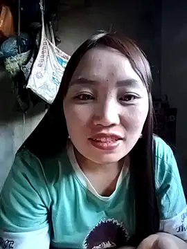 Snapshot of lia-coy chatting on February 28, 10:26 am lia-coy online show from February 28, 10:26 am