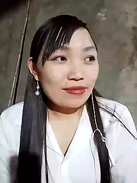 lia-coy online show from March 13, 1:27 pm