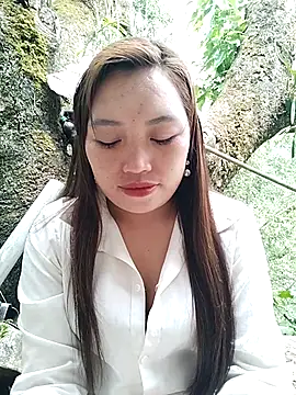 lia-coy online show from April 21, 2:36 am