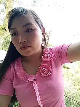 lia-coy online show from April 10, 12:28 am