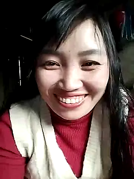 Snapshot of lia-coy chatting on February 24, 9:54 am lia-coy online show from February 24, 9:54 am