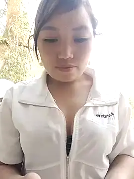 lia-coy online show from April 13, 12:03 am