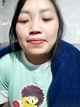 Snapshot of lia-coy chatting on February 6, 11:23 pm lia-coy online show from February 6, 11:23 pm