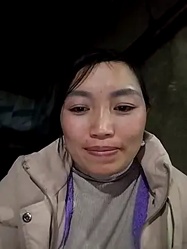 Snapshot of lia-coy chatting on February 10, 1:21 pm lia-coy online show from February 10, 1:21 pm