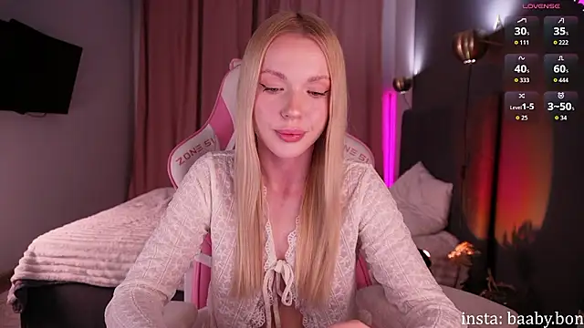 Snapshot of cutebon chatting on February 9, 1:53 pm cutebon online show from February 9, 1:53 pm