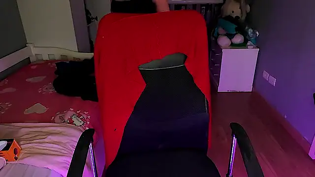Lucyiy  online show from July 8, 3:08 am