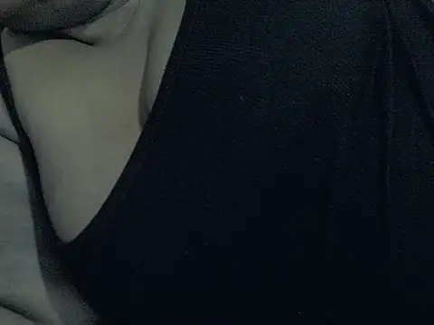 champers1234 online show from April 6, 8:32 pm