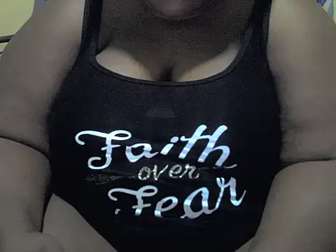 champers1234 online show from April 16, 8:20 pm