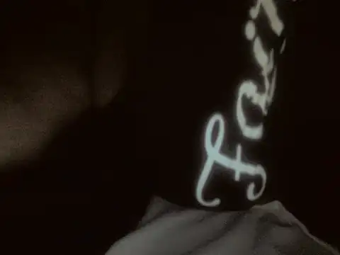 champers1234 online show from March 10, 3:32 am