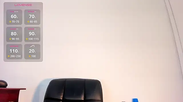 naughtylizeth  online show from February 7, 10:40 pm