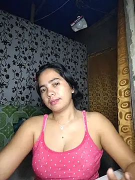 LoveSammantha24xxx online show from June 5, 8:25 pm