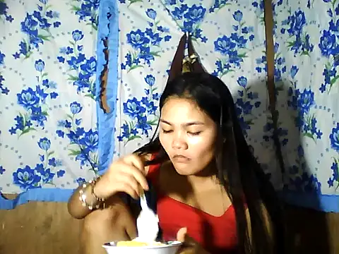 PinaySkinnyJust18 online show from April 29, 3:54 am