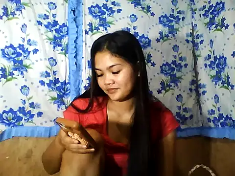 PinaySkinnyJust18 online show from April 3, 9:10 pm