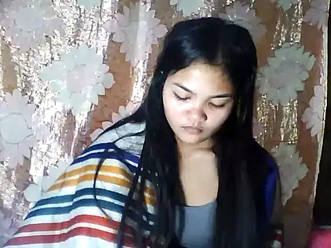 PinaySkinnyJust18 online show from March 18, 9:15 pm