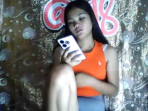 Snapshot of PinaySkinnyJust18 chatting on February 9, 10:08 pm PinaySkinnyJust18 online show from February 9, 10:08 pm