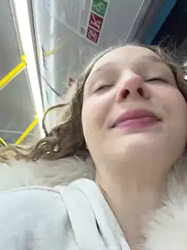 outside rosy online show from April 27, 8:40 pm