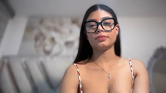 Amaliarand online show from July 18, 9:01 pm