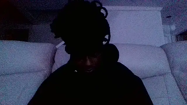 Snapshot of barracksbunny chatting on May 21, 6:44 am barracksbunny online show from May 21, 6:44 am