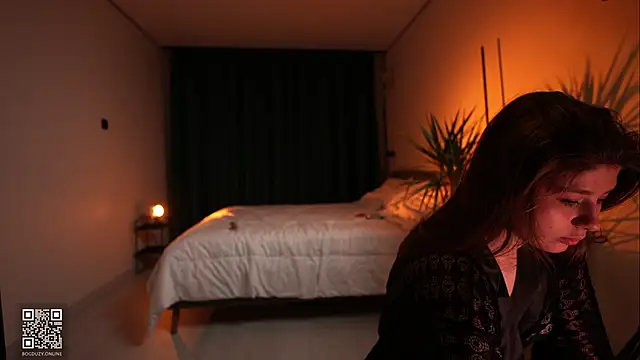 Snapshot of bogduzy chatting on February 8, 4:05 pm bogduzy online show from February 8, 4:05 pm