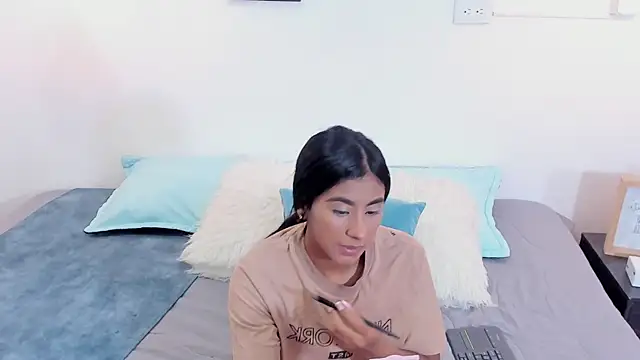 Snapshot of annarosse_ chatting on June 30, 12:16 pm annarosse online show from June 30, 12:16 pm