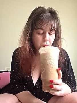 Ashlovescannabis online show from April 24, 3:36 pm