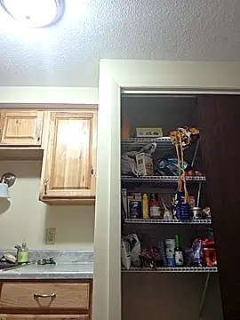 Ashlovescannabis online show from April 3, 6:36 pm