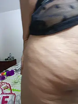 auroracandelax online show from March 22, 6:20 pm