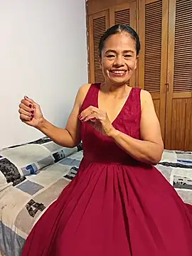 auroracandelax online show from March 8, 1:36 pm