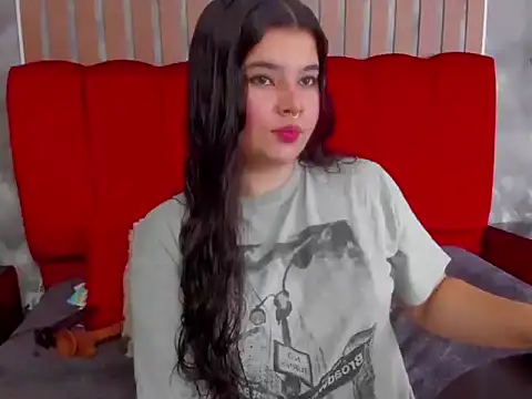 Snapshot of SalomeEvanz chatting on May 13, 4:30 am SalomeEvanz online show from May 13, 4:30 am