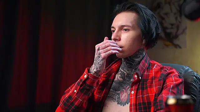 mr-capitalist online show from April 8, 9:38 pm