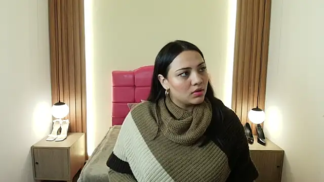 IvonneRoss  online show from February 28, 12:05 pm