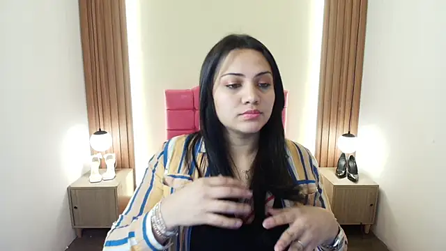 IvonneRoss  online show from February 27, 12:16 pm