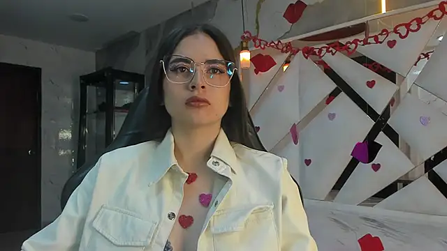 Snapshot of Qetsyah_tf chatting on February 14, 1:22 pm Qetsyah tf online show from February 14, 1:22 pm