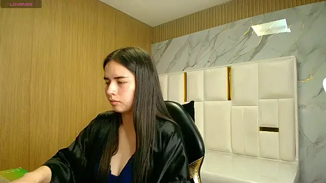 Snapshot of Qetsyah_tf chatting on February 13, 3:28 am Qetsyah tf online show from February 13, 3:28 am