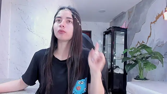 Qetsyah tf online show from April 2, 12:56 pm