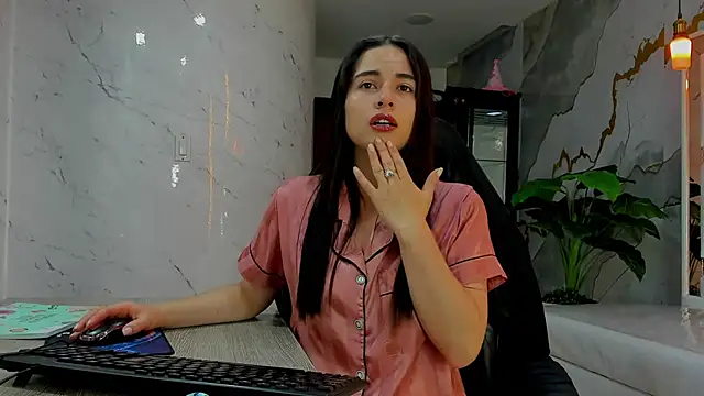 Qetsyah tf online show from April 12, 2:48 am