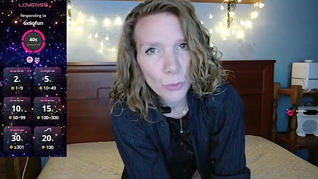 Daisy Lovely online show from February 9, 4:32 am