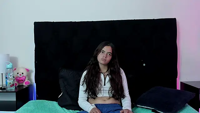 queen missy online show from April 8, 8:43 pm