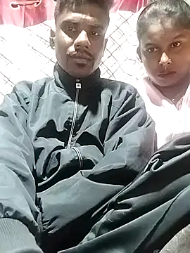 Romanticoupls4 online show from January 18, 6:33 pm