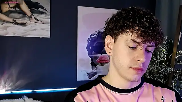 Snapshot of TylerGibson chatting on June 28, 4:19 am TylerGibson online show from June 28, 4:19 am