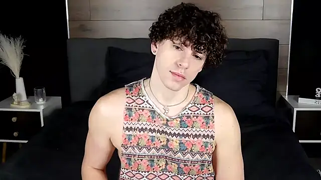 TylerGibson online show from February 9, 4:21 am