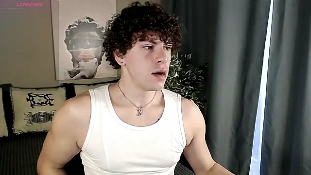 TylerGibson online show from May 16, 2:54 am