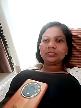 Prajakta123 online show from February 17, 8:00 am