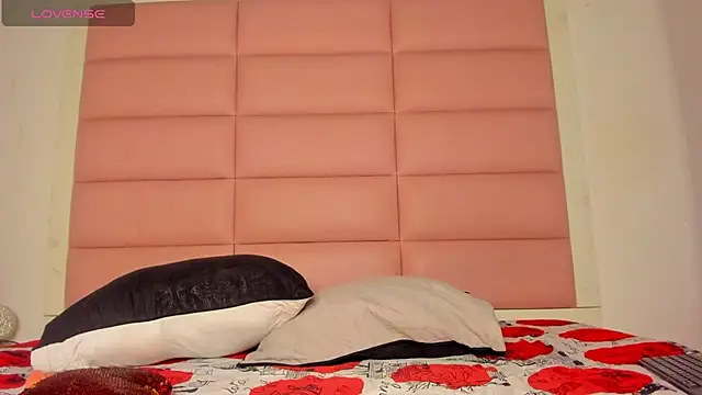 Catalinna 03 online show from March 21, 8:02 pm