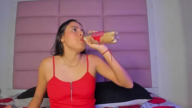 Catalinna 03 online show from March 24, 12:49 pm