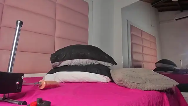 Catalinna 03 online show from March 6, 12:44 pm