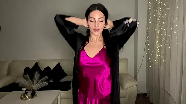 RoxelleSilvara69 online show from March 17, 10:13 pm